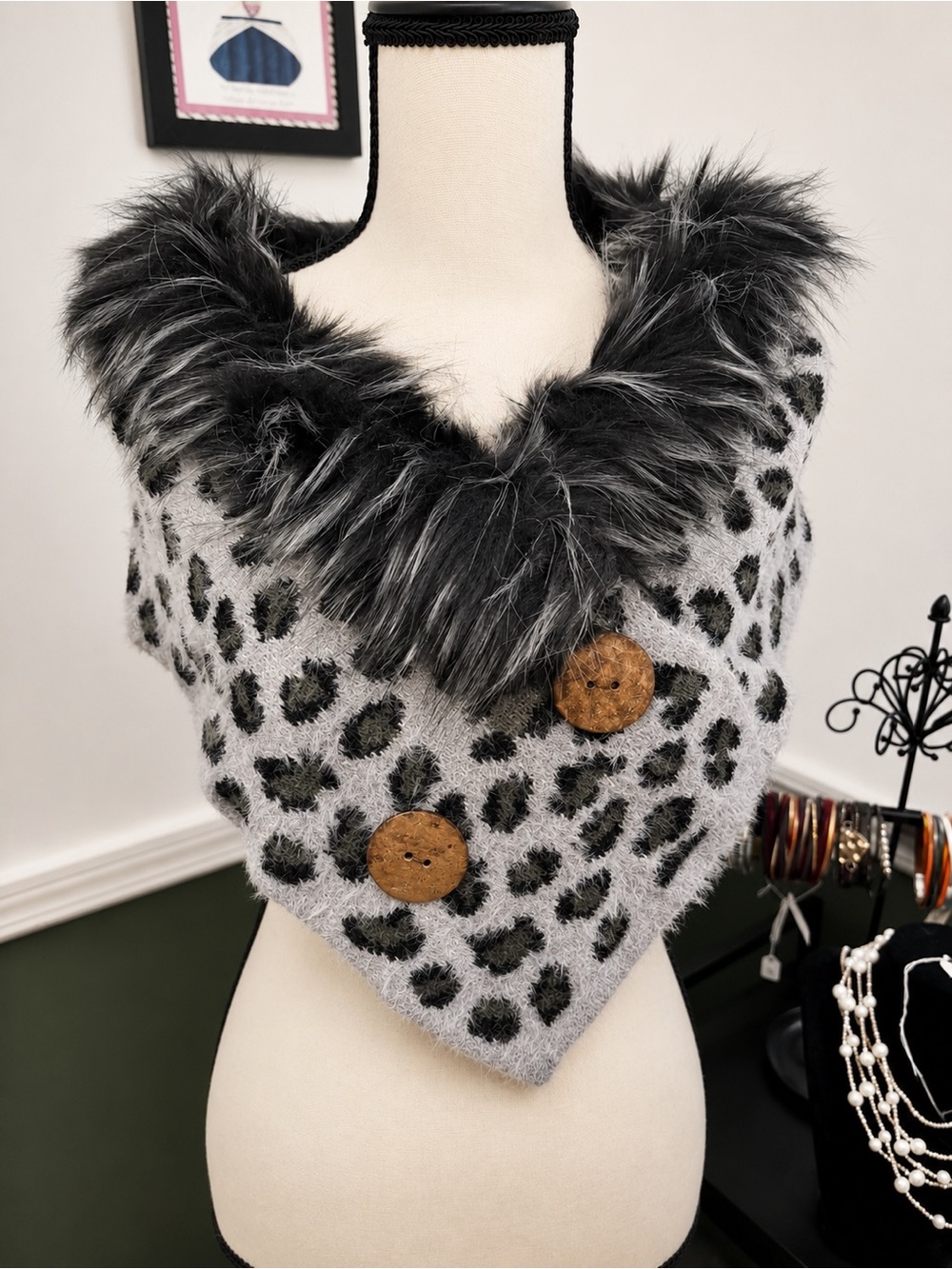 Faux Fur Leopard Print Chenille Triangle Scarf